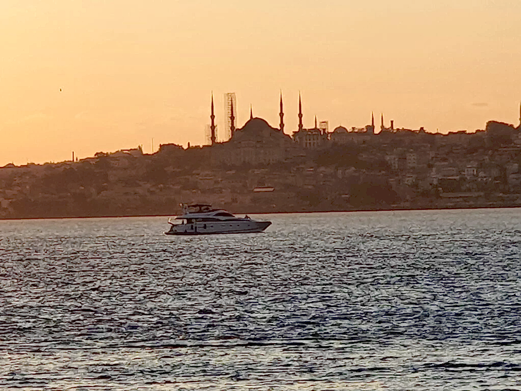 Üsküdar Yat Kiralama
