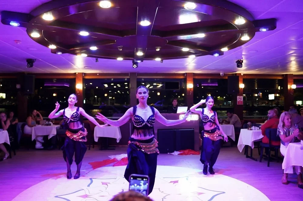 Teknede Geleneksel Bir Kına Gecesi İçin İpuçları