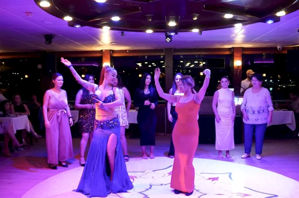 Düğün, Nişan ve Kutlamalar İçin İstanbul’da Yat Kiralama Rehberi